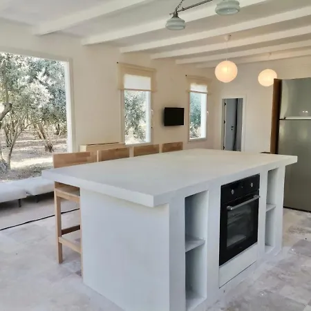 Ur La Maison Szálloda Urla
